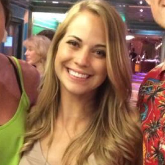 Meet your Posher, Katie - Picture 1 of 1